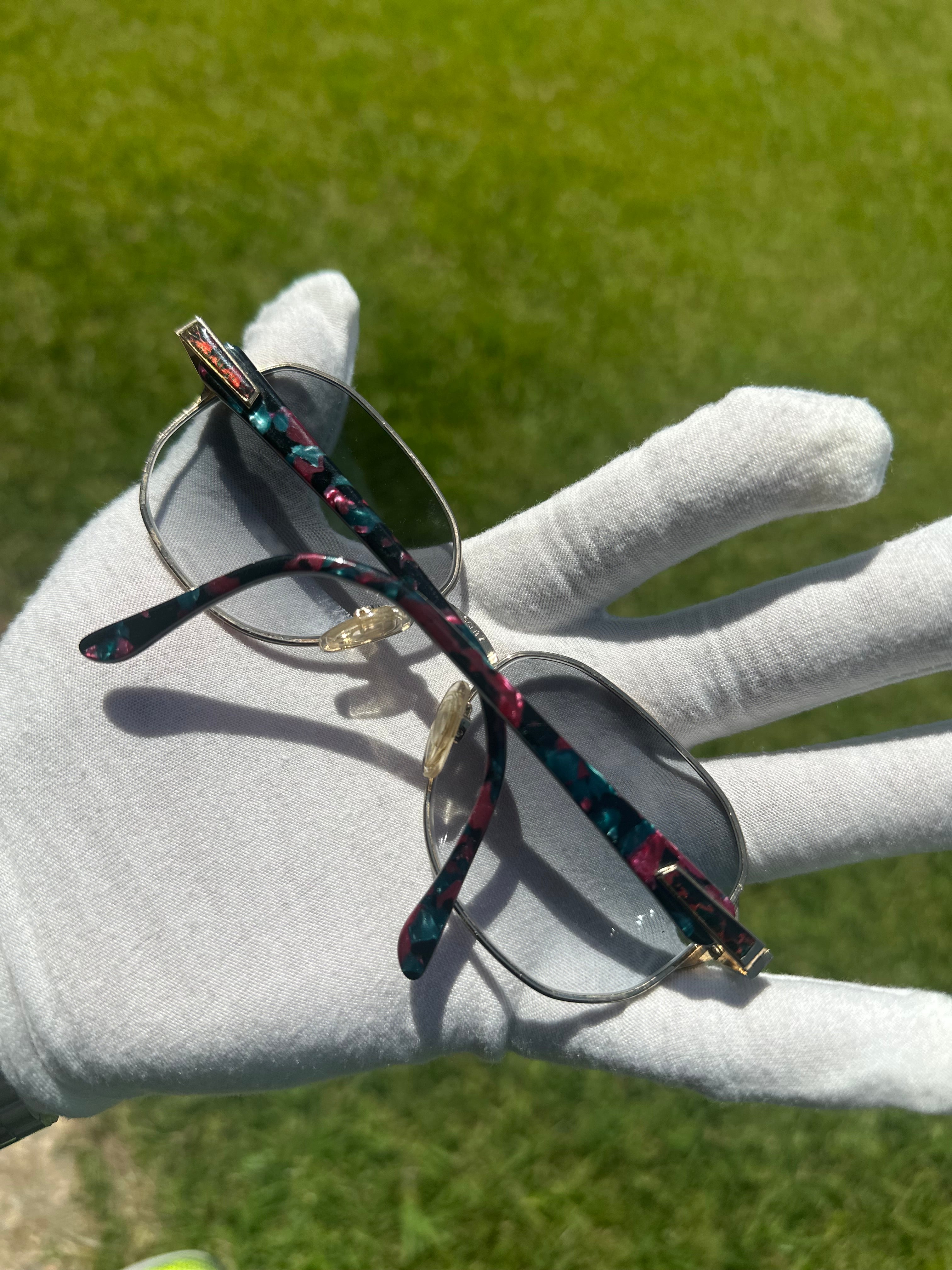 Givenchy (black gradient lenses)