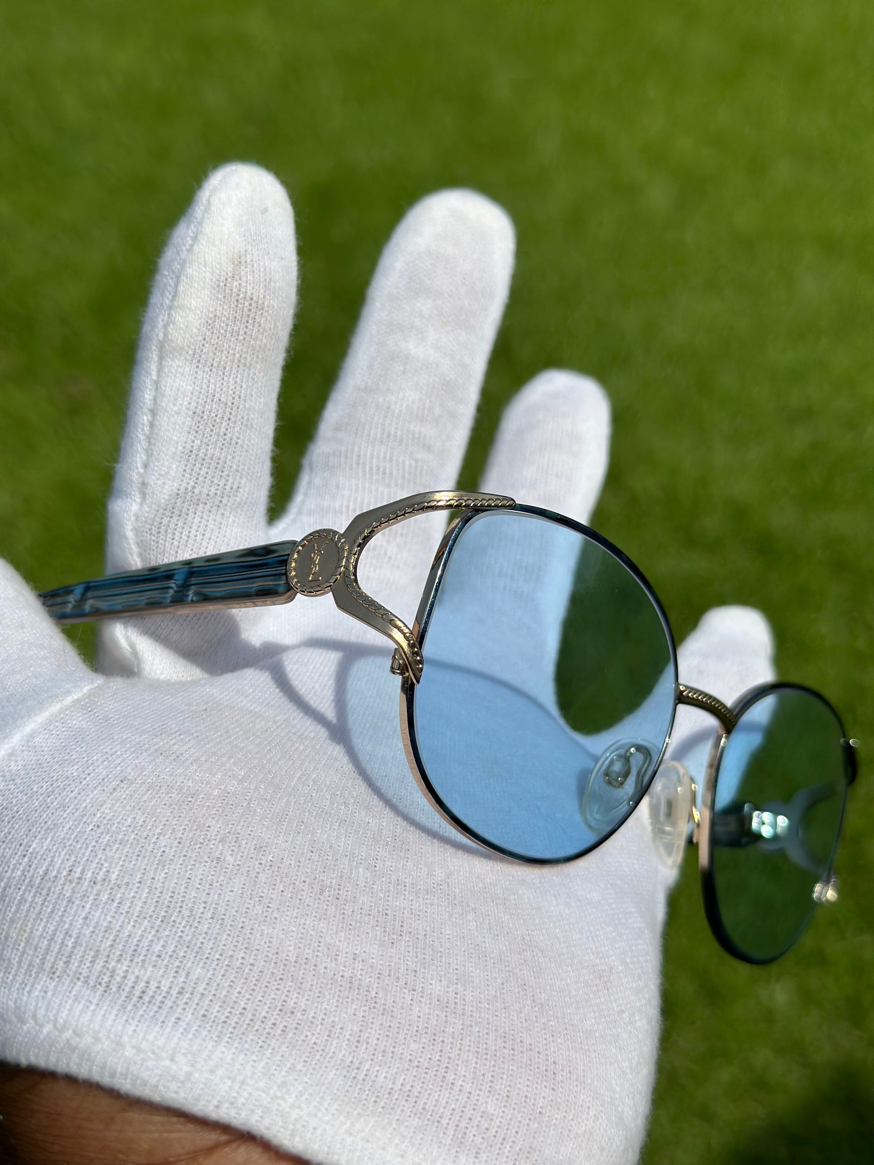 Saint Laurent (rare blue marble)