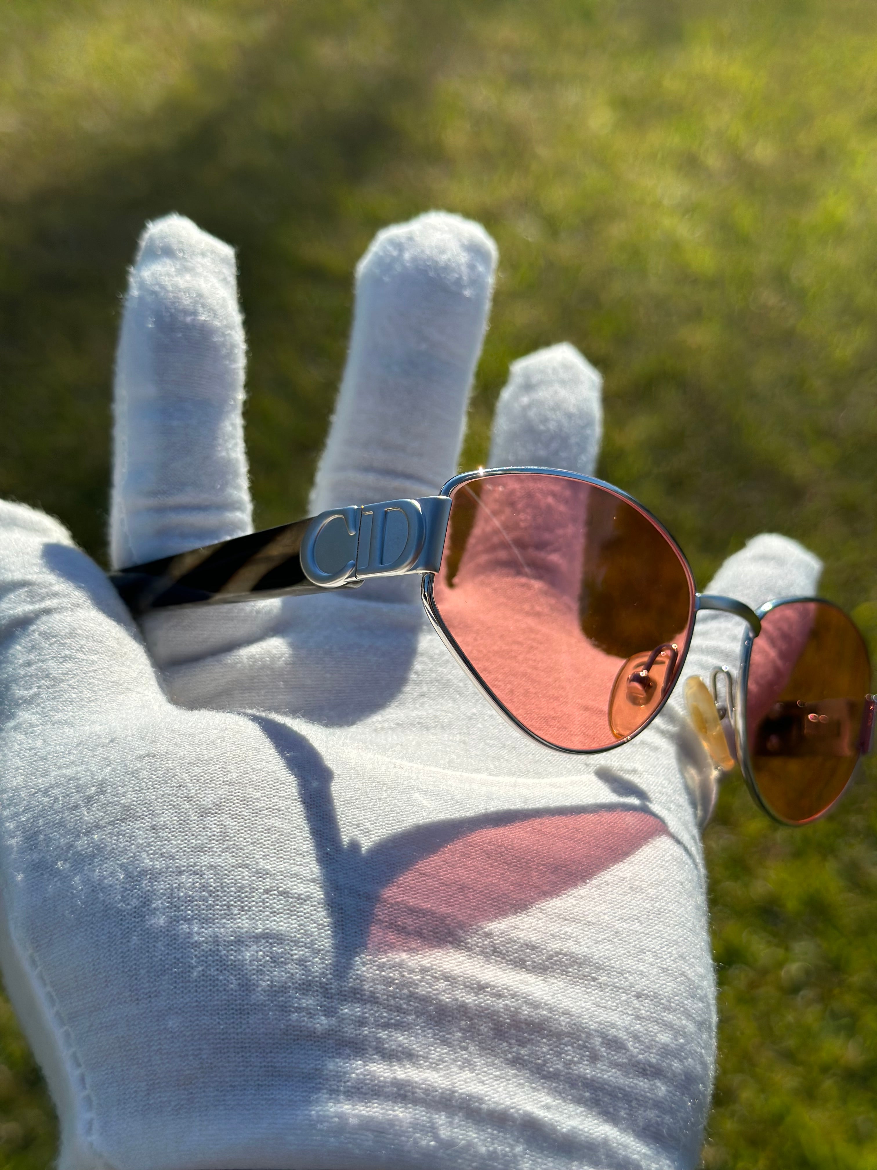 Christian Dior (light rose lenses)