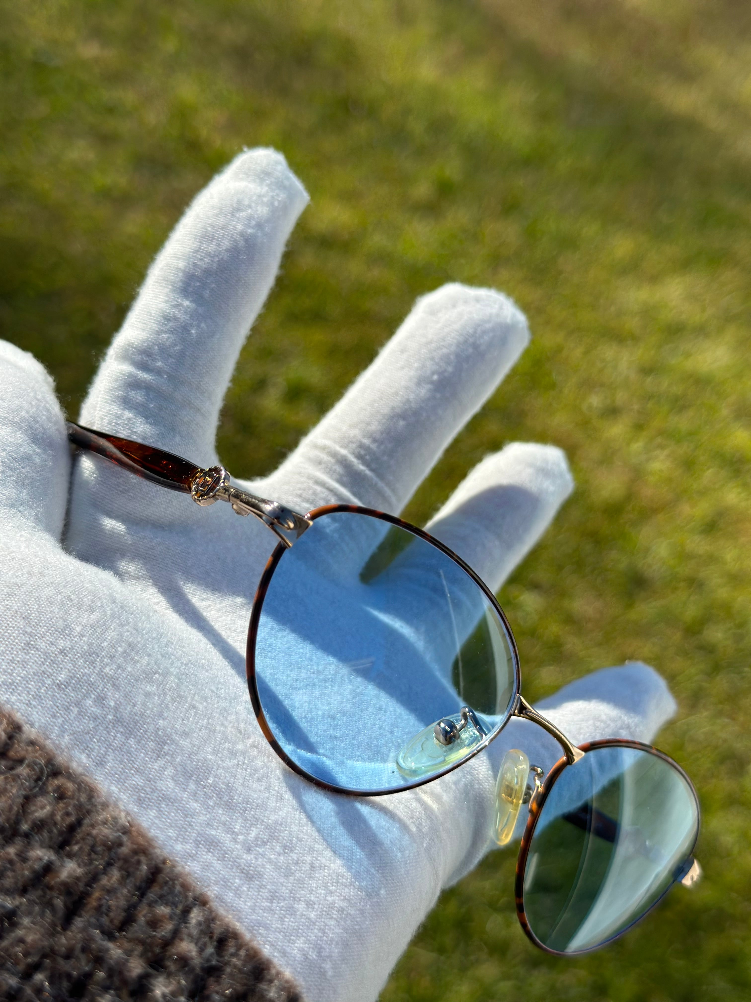 Fendi (sky blue lenses)