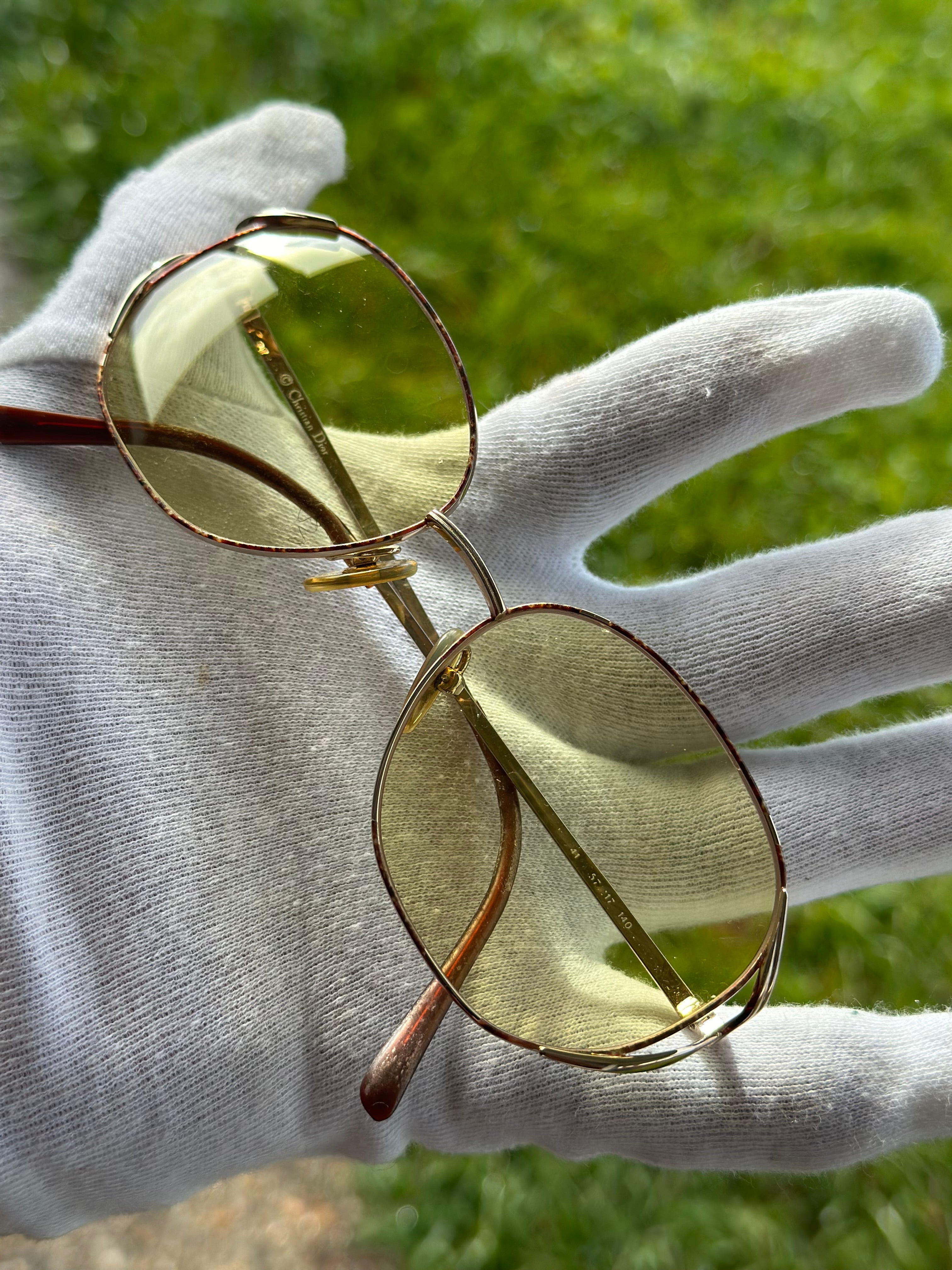 Dior サングラス イエローレンズ Dior (yellow lenses) – SUPPLYTHAGOODS